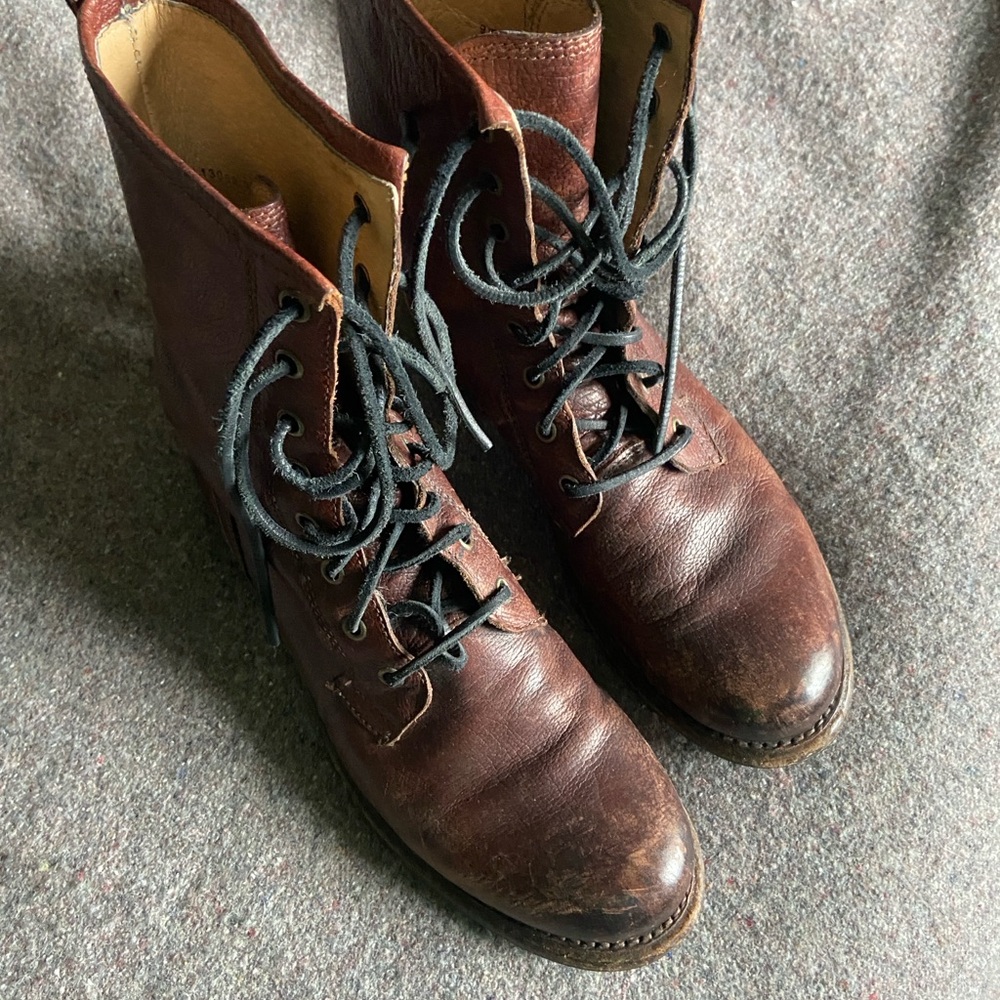 Frye Jenna Leather Combat Boot Dark Brown Stone Antiqued 9.5 B Classic Punk - Picture 10 of 10